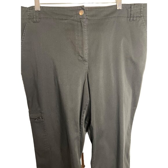 Chico’s Women’s black cargo capris Size 18 comfortable summer - Picture 2 of 12